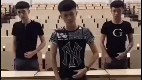 最新爆料精神小伙视频,最新视频引爆网络热议！